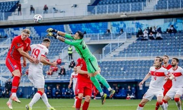 今晚利物浦外线爆发：世预赛节点到来，悬念犹存，细节决定成败(富士山火山预计爆发时间)-九游体育娱乐平台