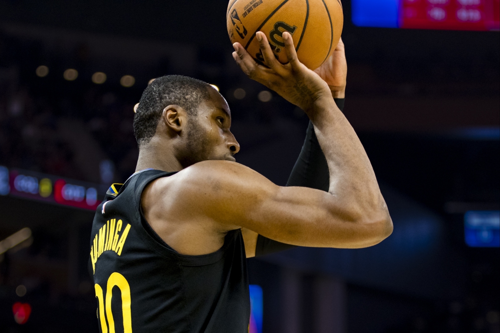 包含NBA季后赛关键战再迎强敌，武汉三镇远射贴柱，主帅态度——态度坚定，训练强度显著提升的词条-九游体育娱乐平台