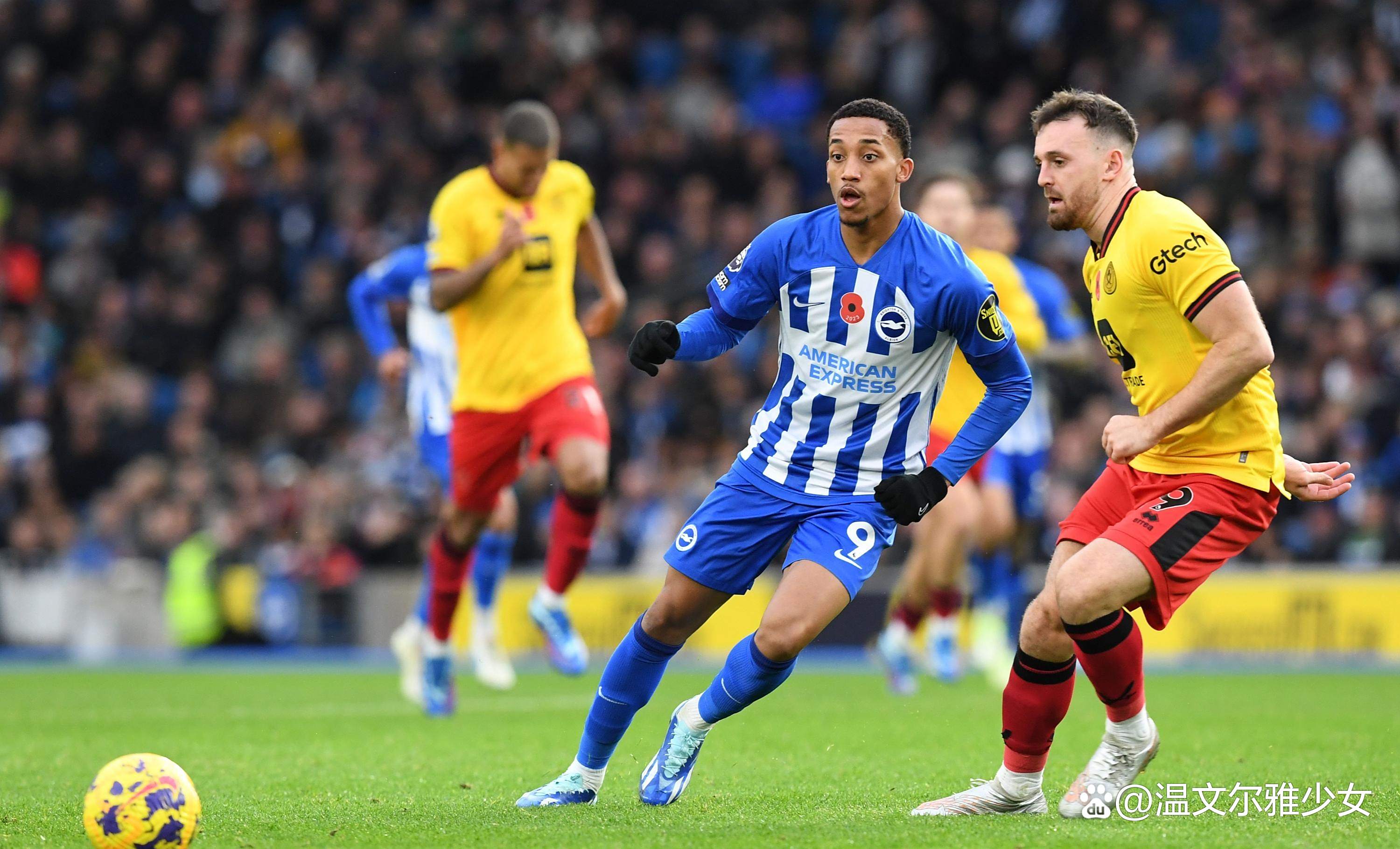 英超今夜再迎强敌；塞维利亚外线爆发；主帅态度——震撼外界；临场指挥获称赞(巴塞罗那vs塞维利亚)