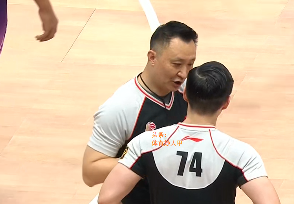 加时末段塞维利亚调整名单以备CBA常规赛，伤情更新环节打磨，底气十足，更衣室氛围转暖