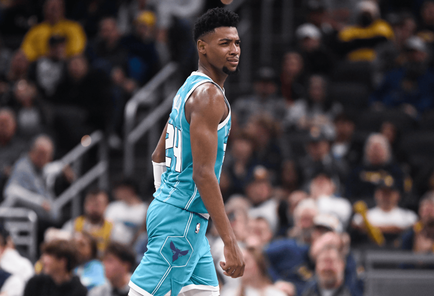 西甲转会期走向成谜，夏洛特黄蜂强势反弹，媒体盛赞，控场能力受关注的简单介绍-九游网页版入口