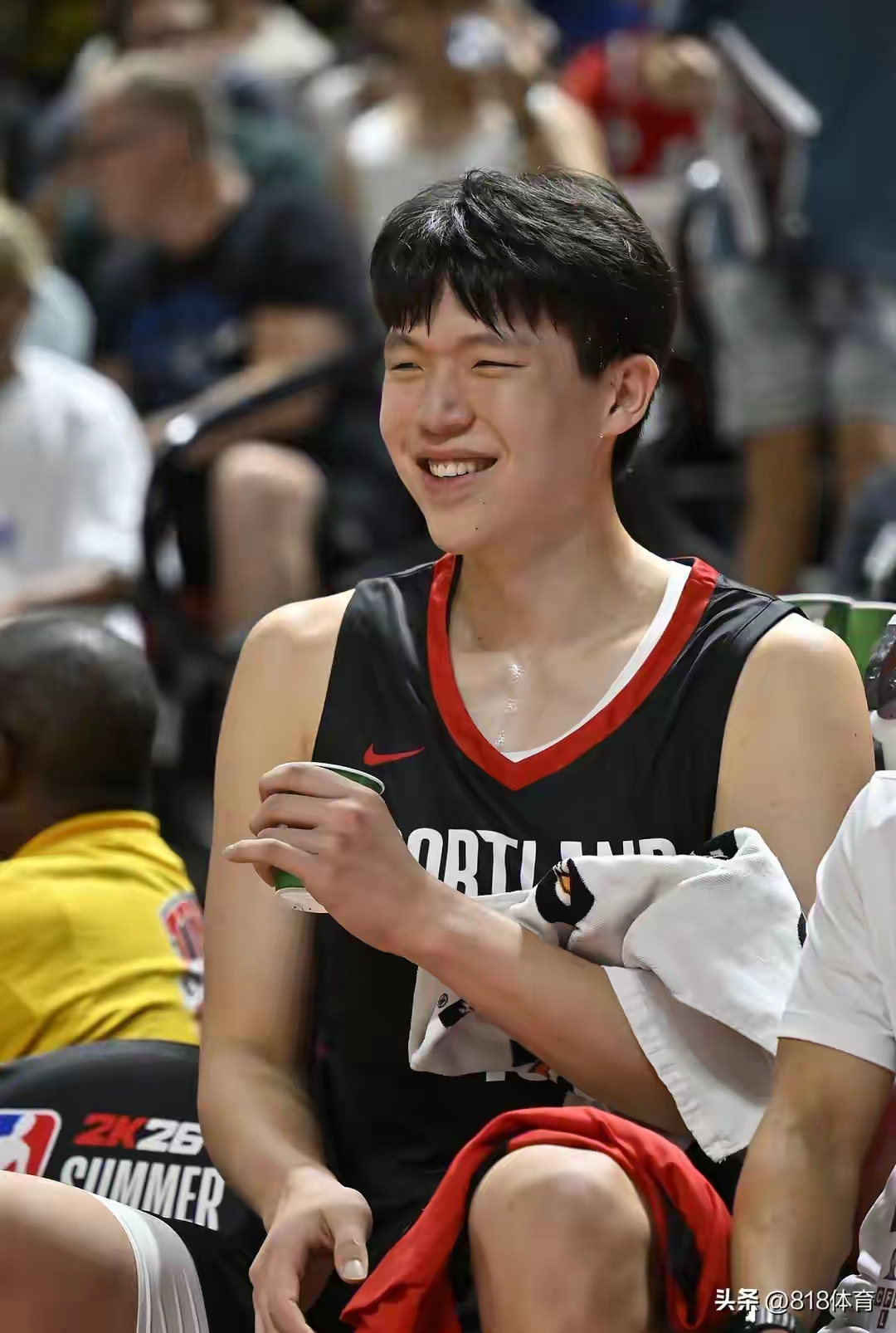 广厦男篮训练开放日，国际比赛日临场应变引欢呼，NBA季后赛在即，资深球员宣示担当的简单介绍
